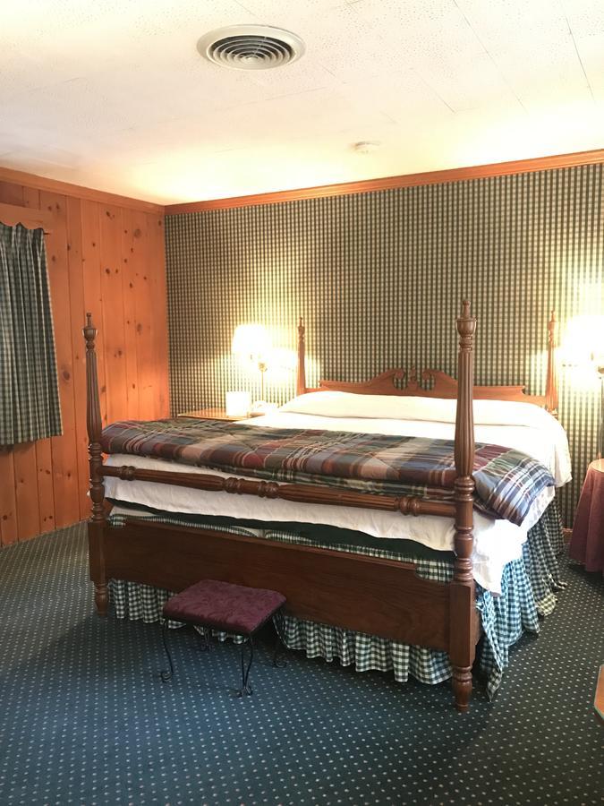 The 1896 House Country Inn - Brookside & Pondside วิลเลียมส์ทาวน์ ภายนอก รูปภาพ